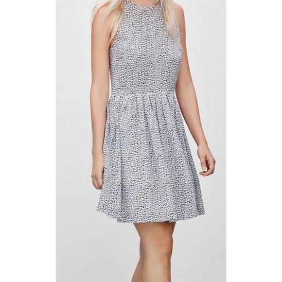 Aritzia Babaton Sleeveless Dress in size 4 SILK  Gerrard Leaf Print Fit & Flare - Picture 1 of 4